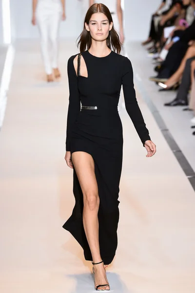 Look 32